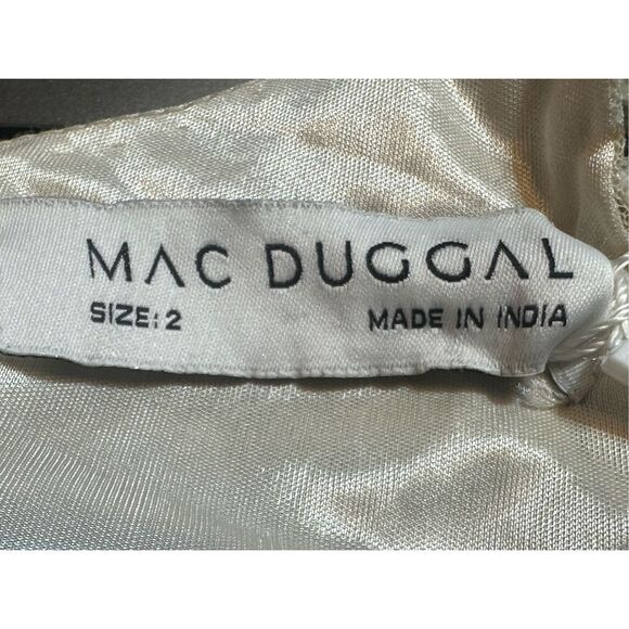 Mac Duggal NWT size 2 nude/ silver evening gown style 5740 *Read Notes* - Picture 5 of 10